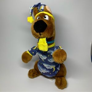 Plush Scooby Doo Paiamas Cartoon
Network Wizard Magician 9" Tall
Holding Slipper